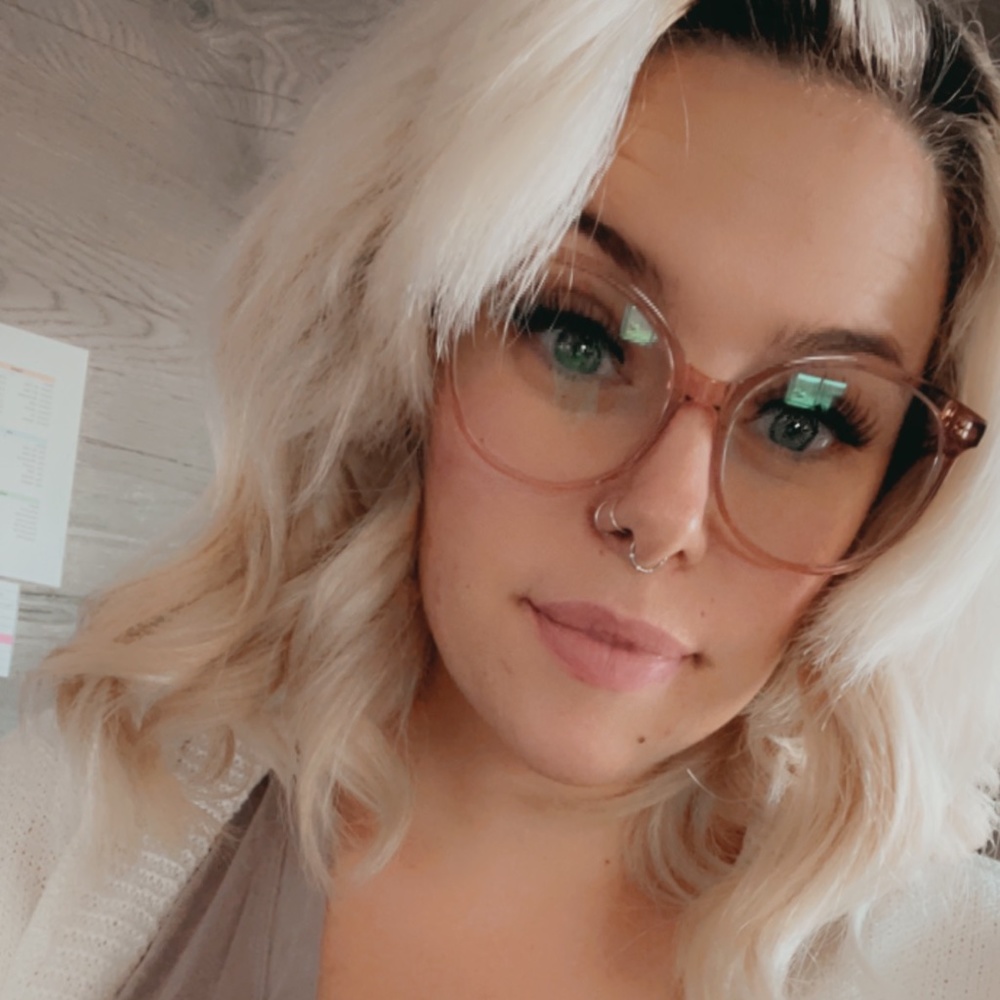 Meet your Posher, Ashliana